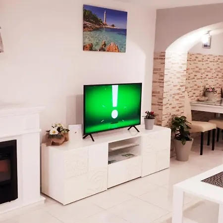 Center Tomislav Apartment Split